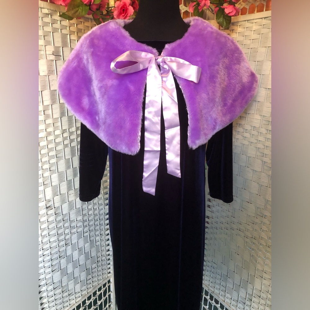 Light Purple Faux Fur Cape Capelet Lavender Lilac Amethyst  NWOT